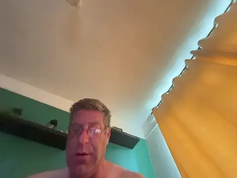bigboy6880 online show from July 12, 2026, 6:04 am