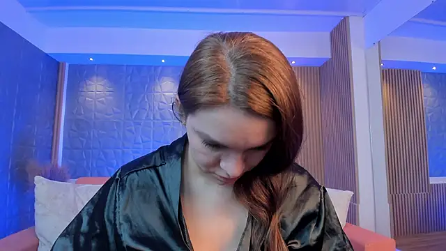 miataylorr1 online show from January 22, 2025, 6:10 pm