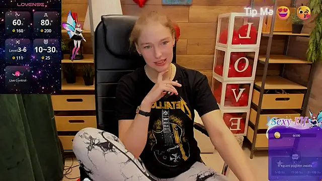 Snapshot of _fiona_Love chatting on March 15, 2025, 9:49 pm fiona Love online show from March 15, 2025, 9:49 pm