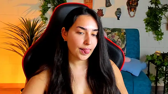 Snapshot of CeceliaJohnson chatting on January 29, 2025, 11:09 am CeceliaJohnson online show from January 29, 2025, 11:09 am