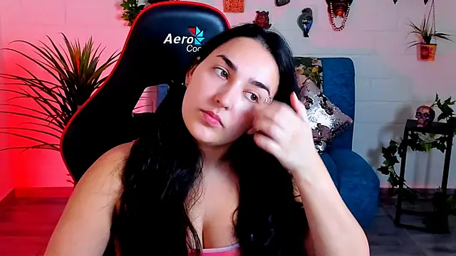 Snapshot of CeceliaJohnson chatting on October 16, 2025, 8:04 am CeceliaJohnson online show from October 16, 2025, 8:04 am