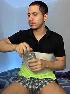 Snapshot of steven_clain chatting on December 12, 2024, 8:25 am steven clain online show from December 12, 2024, 8:25 am