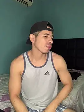 Snapshot of steven_clain chatting on January 3, 2025, 5:39 am steven clain online show from January 3, 2025, 5:39 am