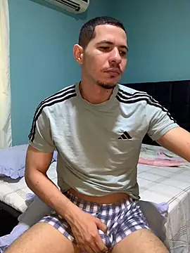 Snapshot of steven_clain chatting on January 26, 2025, 4:09 pm steven clain online show from January 26, 2025, 4:09 pm