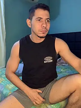 Snapshot of steven_clain chatting on March 7, 2025, 10:13 am steven clain online show from March 7, 2025, 10:13 am