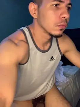 Snapshot of steven_clain chatting on March 19, 2025, 9:37 pm steven clain online show from March 19, 2025, 9:37 pm