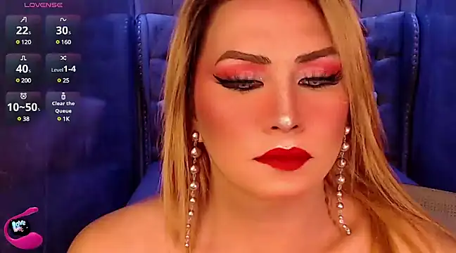 QUEEN GIAMOORE69 online show from March 8, 2025, 5:01 pm