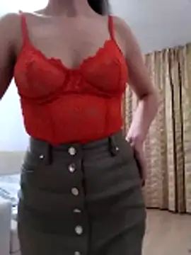 baby sweet girl  online show from November 22, 2025, 10:31 pm