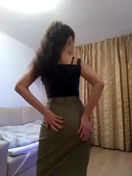 baby sweet girl  online show from March 1, 2026, 11:07 pm