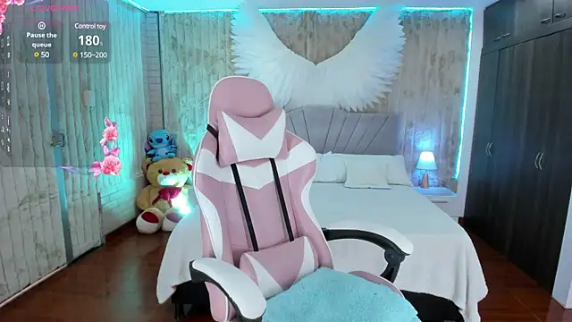 floryn susana online show from March 1, 2025, 7:37 pm