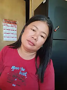 lickmepussy21 online show from June 5, 2026, 11:32 pm