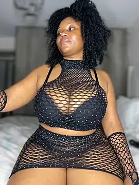 Snapshot of Hyra_Ari chatting on September 24, 2025, 11:08 pm Hyra Ari online show from September 24, 2025, 11:08 pm