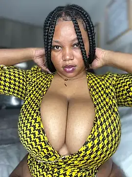 Hyra Ari online show from March 14, 2026, 8:03 pm