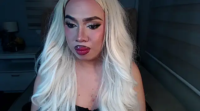 RebecaNextToYou online show from February 28, 2025, 8:28 pm