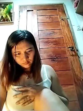 Snapshot of MS_Isabella_Snow92 chatting on May 24, 2026, 9:53 pm MS Isabella Snow92 online show from May 24, 2026, 9:53 pm