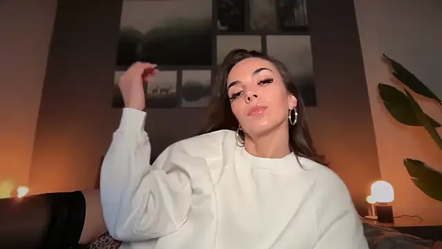 Snapshot of Bad_Giorgia chatting on October 2, 2025, 11:06 am Bad Giorgia online show from October 2, 2025, 11:06 am