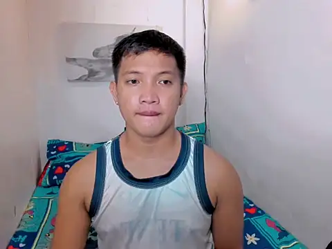 Snapshot of xSebastian19 chatting on October 16, 2025, 4:08 pm xSebastian19 online show from October 16, 2025, 4:08 pm