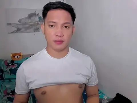 Snapshot of xSebastian19 chatting on April 25, 2026, 7:11 am xSebastian19 online show from April 25, 2026, 7:11 am