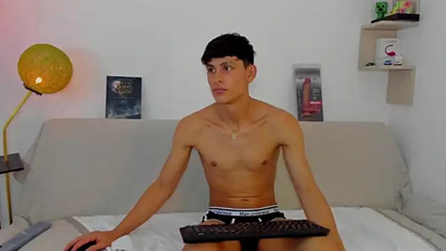 logan thomas online show from October 24, 2025, 10:22 am