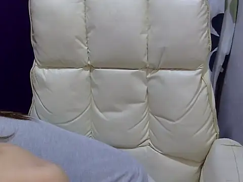 Snapshot of ___zurIII09_ chatting on June 13, 2026, 9:51 am zurIII09 online show from June 13, 2026, 9:51 am