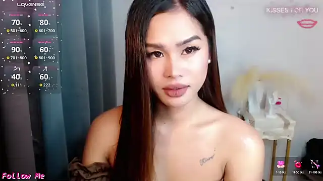 Snapshot of princessjadexx chatting on May 27, 2026, 8:28 pm princessjadexx online show from May 27, 2026, 8:28 pm