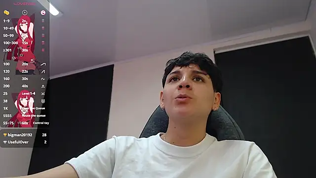 Snapshot of bad_giirl_ chatting on December 26, 2024, 7:49 pm bad giirl online show from December 26, 2024, 7:49 pm