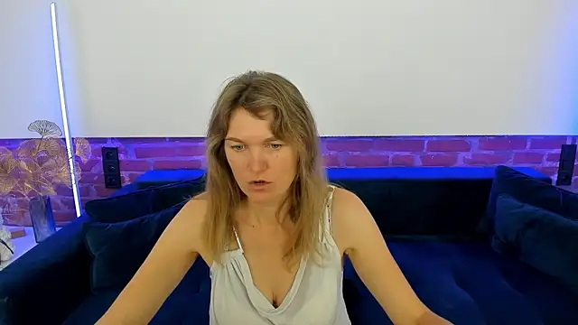 Snapshot of Anabell_xxx chatting on October 4, 2025, 6:00 am Anabell xxx online show from October 4, 2025, 6:00 am