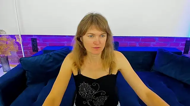 Snapshot of Anabell_xxx chatting on November 29, 2025, 6:38 am Anabell xxx online show from November 29, 2025, 6:38 am