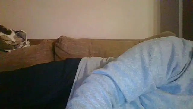 Snapshot of Anderrust chatting on February 27, 2025, 6:31 pm Anderrust online show from February 27, 2025, 6:31 pm