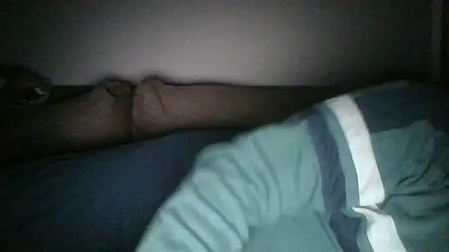 Snapshot of Anderrust chatting on March 7, 2025, 9:06 pm Anderrust online show from March 7, 2025, 9:06 pm