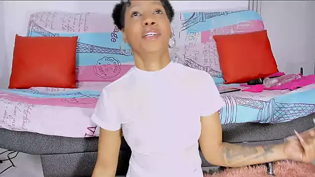 Sweetcocoa- online show from December 5, 2024, 6:55 pm