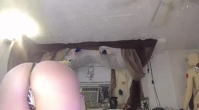 MaxiMillz online show from January 5, 2025, 8:52 pm