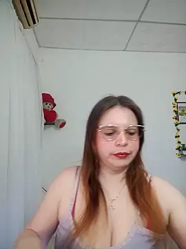 Snapshot of lorenitabella chatting on June 6, 2026, 8:52 am lorenitabella online show from June 6, 2026, 8:52 am