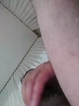 Snapshot of kevgir08 chatting on June 10, 2026, 10:08 pm kevgir08 online show from June 10, 2026, 10:08 pm