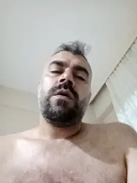 Snapshot of kevgir08 chatting on July 17, 2026, 12:39 am kevgir08 online show from July 17, 2026, 12:39 am