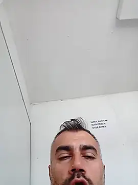 Snapshot of kevgir08 chatting on July 31, 2026, 10:14 am kevgir08 online show from July 31, 2026, 10:14 am
