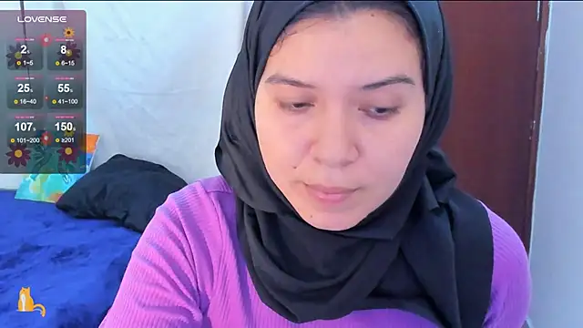 Snapshot of MatchedEyebrow chatting on December 11, 2024, 9:55 pm MatchedEyebrow online show from December 11, 2024, 9:55 pm