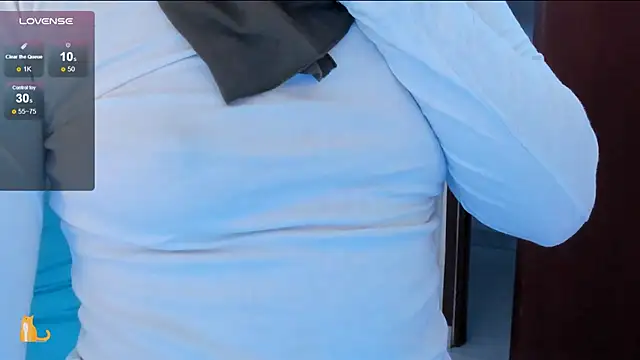 Snapshot of MatchedEyebrow chatting on December 13, 2024, 9:52 pm MatchedEyebrow online show from December 13, 2024, 9:52 pm