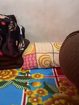 Snapshot of katrina_0143 chatting on January 6, 2026, 8:40 am katrina 0143 online show from January 6, 2026, 8:40 am