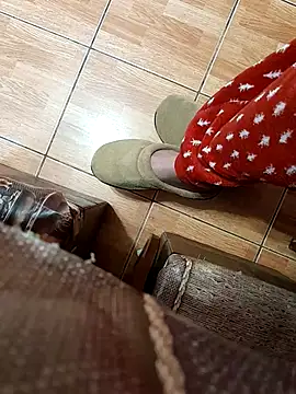 Snapshot of feet_toes chatting on March 18, 2025, 5:31 am feet toes online show from March 18, 2025, 5:31 am