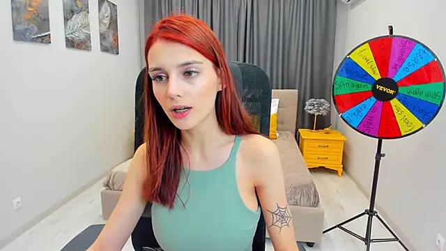 RedLipse online show from February 26, 2025, 5:42 am