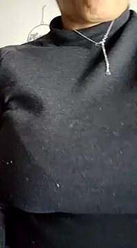 Snapshot of Molly_newman6 chatting on February 10, 2025, 6:24 pm Molly newman6 online show from February 10, 2025, 6:24 pm