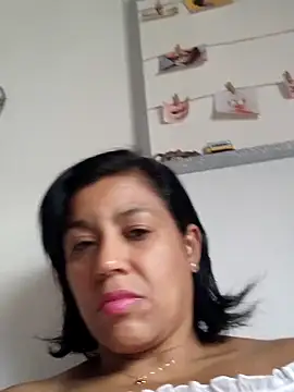 Snapshot of Molly_newman6 chatting on September 14, 2025, 10:03 am Molly newman6 online show from September 14, 2025, 10:03 am