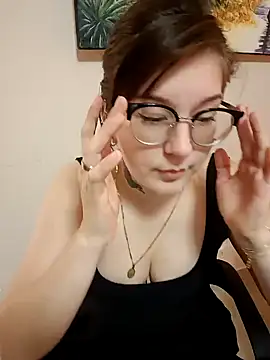 Snapshot of HunnyyLove chatting on December 19, 2024, 2:57 pm HunnyyLove online show from December 19, 2024, 2:57 pm