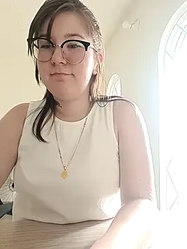 Snapshot of HunnyyLove chatting on December 30, 2024, 8:47 pm HunnyyLove online show from December 30, 2024, 8:47 pm