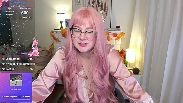 Snapshot of HunnyyLove chatting on February 7, 2025, 11:45 pm HunnyyLove online show from February 7, 2025, 11:45 pm