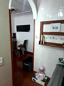 Snapshot of HunnyyLove chatting on February 8, 2025, 4:36 pm HunnyyLove online show from February 8, 2025, 4:36 pm