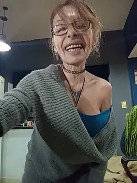 FrozenWaffle online show from July 13, 2026, 8:22 pm