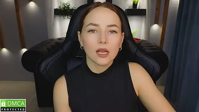 Snapshot of Mira_Mermayd chatting on January 5, 2025, 4:25 am Mira Mermayd online show from January 5, 2025, 4:25 am