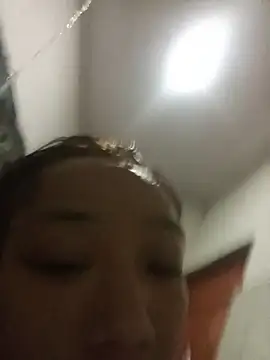Snapshot of Karmakuro chatting on May 11, 2026, 7:22 pm Karmakuro online show from May 11, 2026, 7:22 pm